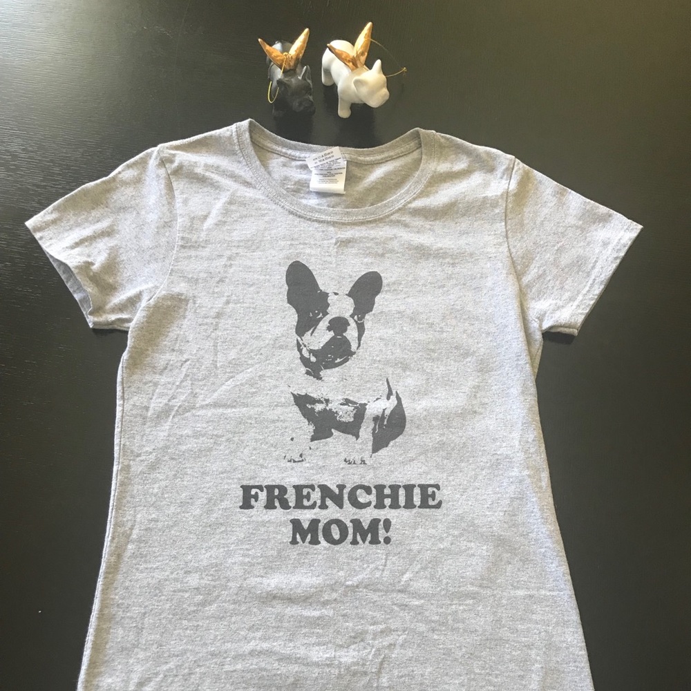 French Bulldog Mom women’s tee small
